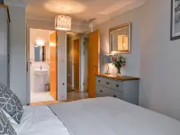 Apartment in Watergate Bay with Sea Views