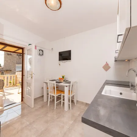 Apartments Magdalena - Apartment with Sea View and Terrace (A3)