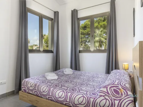 Elegant Villa with Pool