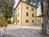 Mansion in Citerna with Pool & Terrace Hotéis em Citerna