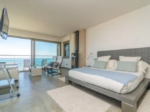 Bohemi - Villa With Private Pool. Free Wifi Hotels in 