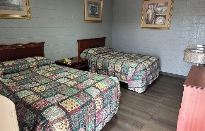 Interstate Inn Express