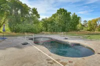 Heated Saltwater Pool: Home on Scenic Cub River! - Pools