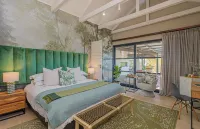 ليدي بيرد بوتيك هوتل