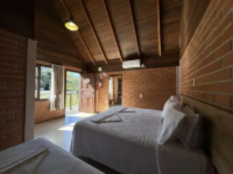 ポウサダ カサラオ ガステハウス ブティック ポメロデのホテル