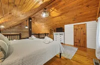 Hocking Hills Secluded Cabin • Hot Tub • Fireplace