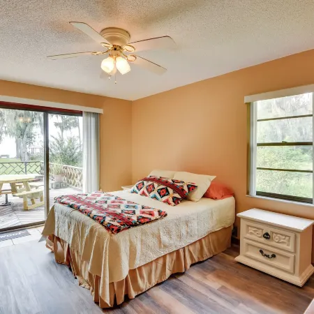 'Pirate Cove' Home in Welaka: Dock & River Access!