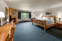 Shell Lake Lodge, a Travelodge by Wyndham