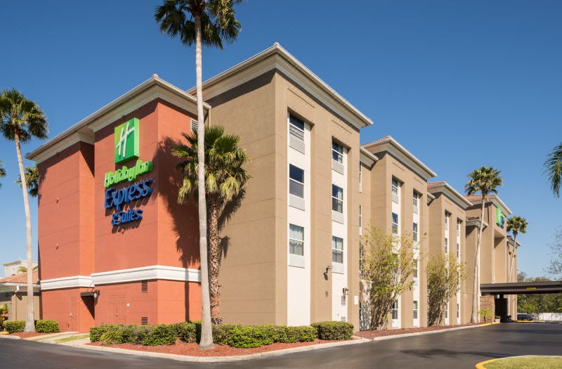 Holiday Inn Express & Suites Orlando International Airport by IHG