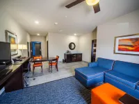 Holiday Inn Express & Suites OKLAHOMA CITY SOUTHEAST - I-35 by IHG Hotels near Oklahoma Opry