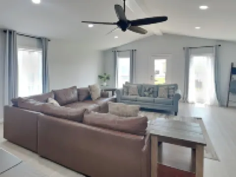 Surfside Casa de Playa by Ryson Vacation Rentals