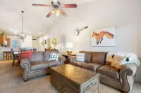 Whippoorwill Woods 3 Bdr w- Tons of Amenities! Hotels in Ruth C Township