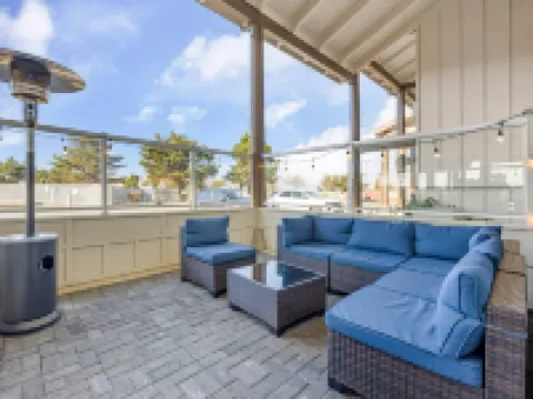 Edgewater Inn and Suites, Ascend Hotel Collection Hotels in Coos Bay