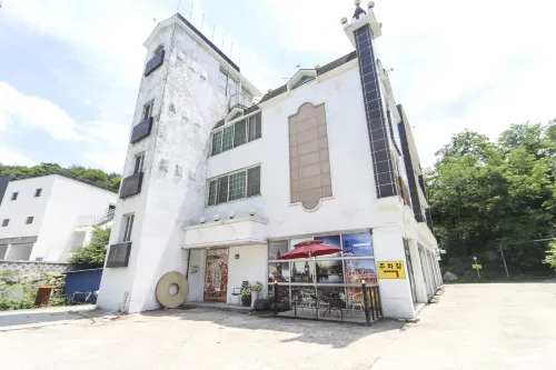 Hapcheon Broadway Hotel Hotels in Hapcheon-gun