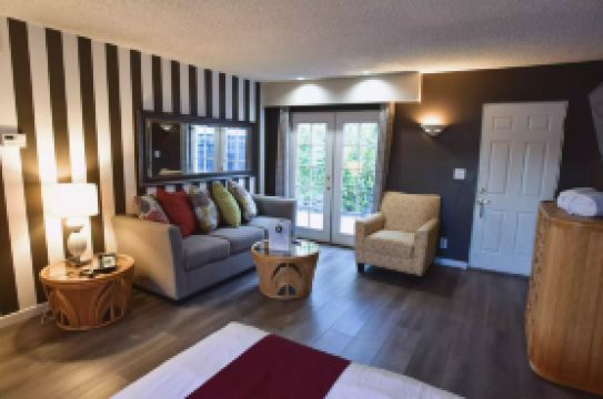 Mykonos Desert Suites