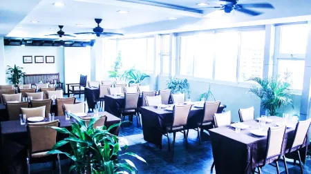 The Studio 18 Residences