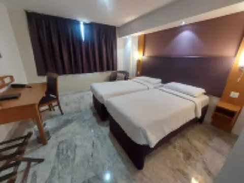 DEVENTURE HOTEL Hotels near North Delhi