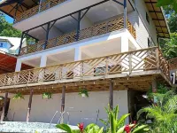 Brisas del Mar Bocas Hotels in Bastimento