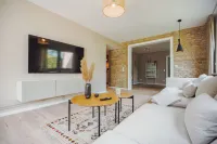 Stadthytte Ferienhaus Hotels in Sanitz