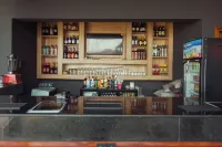 Grayville Hotels and Bistro - bar