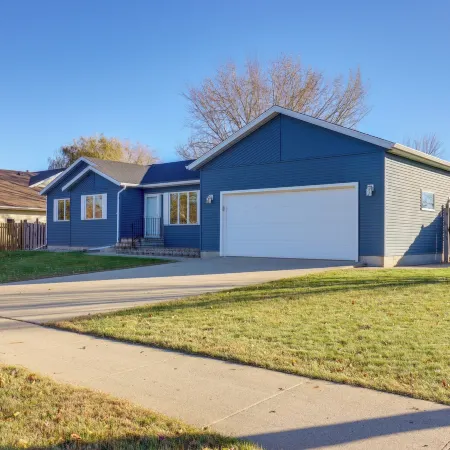 Work & Play: Pet-friendly Fargo Home 6 Mi to Dtwn