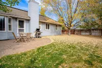 In the Heart of Hailey; Private Pet-friendly 3 Bedroom Home With Garage