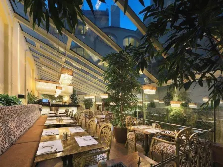 The Dominican Отели в г. Прага