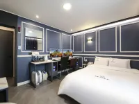 Daejeon Yongmun Kakao 2nd Branch Hotels near Oryong Station