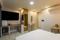 Hotel Lian Sacheon Hotels in Sacheon