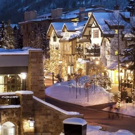 Best PENTHOUSE in Vail Village - FREE Breakfast & Parking