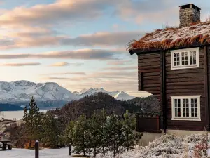 Storfjord Hotel