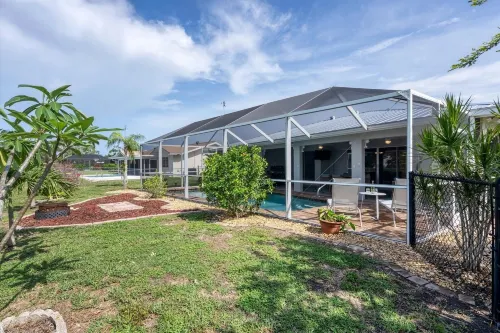 Punta Gorda Isles South Facing Pool, Dog Friendly, Less Than 2 Miles To Downtown 3 Bedroom Home - balcony