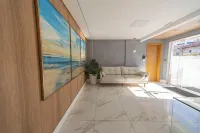 Apto Com Ar e 2 Dorm na Vila Mirim Perto da Praia