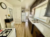 Charming 2-bedroom cottage in Craig--Walk to Shops, Dining & Downtown Activities