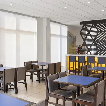 GLo Best Western Nashville