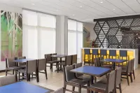 GLo Best Western Nashville - breakfast