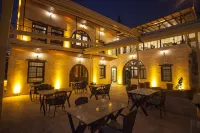 TÜRKMEN KONAĞI HALFETI BUTİK OTEL RESTORANT - Park Yeri