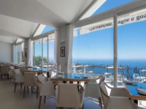 Albergo Diffuso Bacco Furore Hotels in Furore