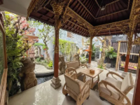 拉哈優旅館 塞米亞克 酒店