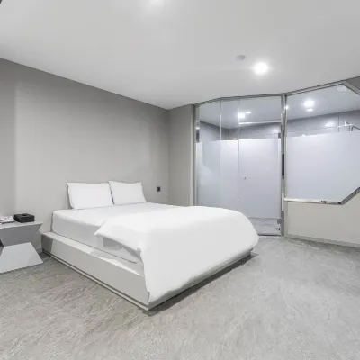 Hotel Diamant Hotels near Gangseo-Gu