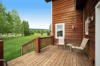 Fun w/ Family! Mtn-view Gem w/ Deck in Driggs - 4 stjerner