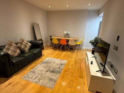 Crown Street Chic Retreat