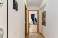 모호스트 블루 문 아파트먼트