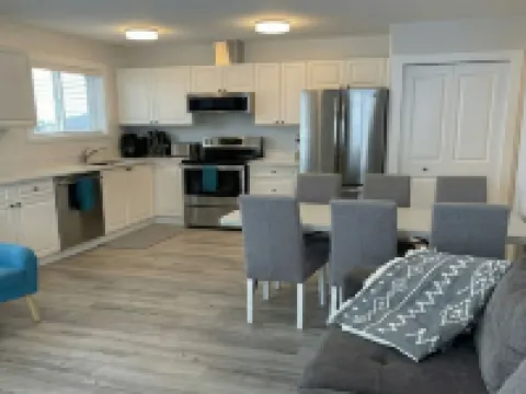 Penthouse MW Hotels in Courtenay