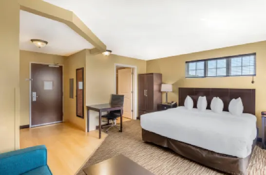 MainStay Suites Jacksonville Near Camp Lejeune Hotel di 