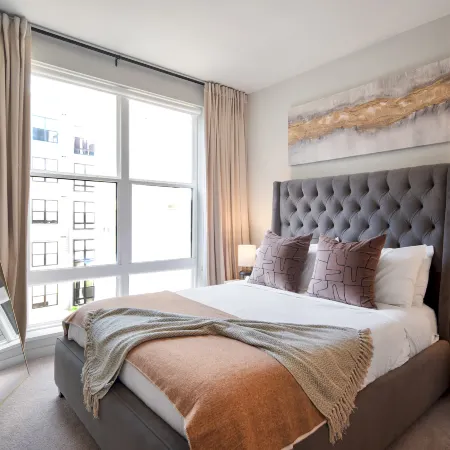 Stamford Grand Apartment + Cozy Den
