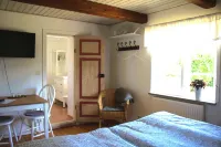 Landet Bed and Breakfast - 2-Star
