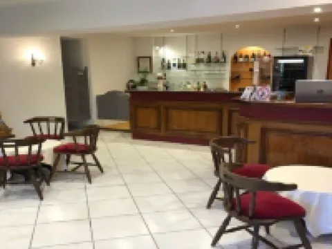 Hôtel Restaurant la Manse Hotels in Nievre