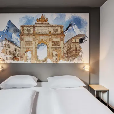 B&B HOTEL München-Schwabing Hotels near Alte Heide underground station