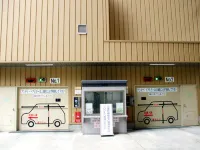 Toyoko Inn Nishitetsu Kurume Eki Higashi Guchi - Bãi đậu xe
